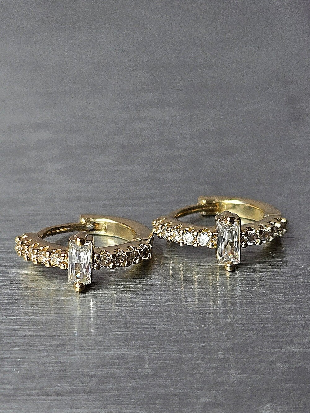 Small Baguette Hoops Huggies